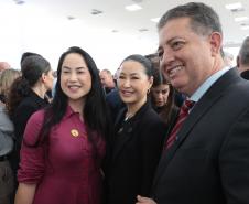 Com carrinhos e acessórios, Estado inicia distribuição inédita de 10 mil kits para mães e bebês