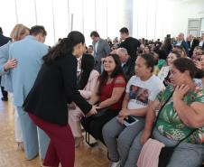 Com carrinhos e acessórios, Estado inicia distribuição inédita de 10 mil kits para mães e bebês