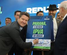 Ratinho Junior sanciona lei que reduz IPVA no Paraná e garante menor alíquota do Brasil