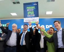 Ratinho Junior sanciona lei que reduz IPVA no Paraná e garante menor alíquota do Brasil