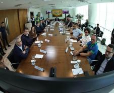Governador recebe equipe do Ironman Brasil para discutir prova em Curitiba