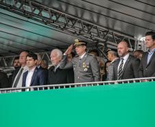 203 anos da Independência: 6,5 mil pessoas desfilam no 7 de Setembro em Curitiba