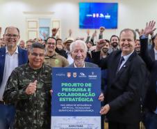Paraná firma parceria com Exército para incentivar pesquisas em IA e cibersegurança