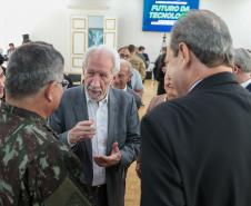 Paraná firma parceria com Exército para incentivar pesquisas em IA e cibersegurança