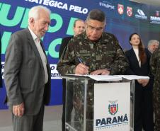 Paraná firma parceria com Exército para incentivar pesquisas em IA e cibersegurança