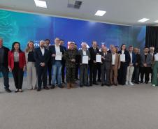 Paraná firma parceria com Exército para incentivar pesquisas em IA e cibersegurança