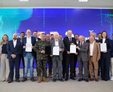 Paraná firma parceria com Exército para incentivar pesquisas em IA e cibersegurança