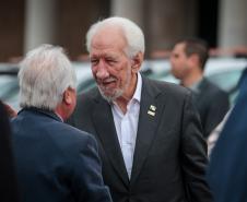 Paraná reforça fiscalização ambiental com 50 caminhonetes e novo helicóptero