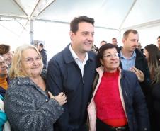 Governador entrega Condomínio do Idoso com 40 unidades e piscina térmica em Ponta Grossa