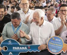 Com apoio do Estado, 512 famílias de Londrina passam a viver em casa própria