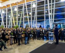 Ratinho Junior participa de evento em comemoração aos 50 anos da New Holland no Paraná