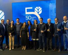 Ratinho Junior participa de evento em comemoração aos 50 anos da New Holland no Paraná