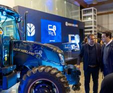 Ratinho Junior participa de evento em comemoração aos 50 anos da New Holland no Paraná