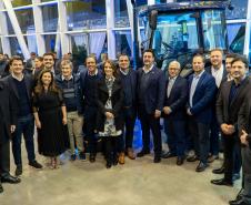 Ratinho Junior participa de evento em comemoração aos 50 anos da New Holland no Paraná