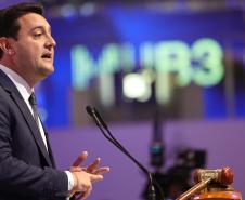 “Fim das concessões garante mais de R$ 60 bilhões em obras e tem sentimento de missão cumprida”, afirma Ratinho Júnior