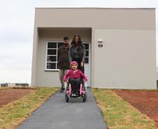Com entrega de 275 casas, Estado conclui bairro planejado em Ponta Grossa