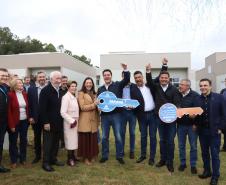 Com entrega de 275 casas, Estado conclui bairro planejado em Ponta Grossa
