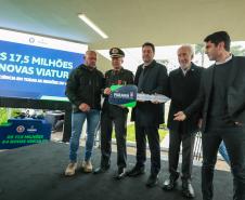Governador inaugura Escola Superior de Bombeiro Militar e entrega 64 viaturas à corporação