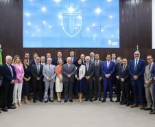 Piana participa de cerimônia que moderniza tramitação de processos no TJPR