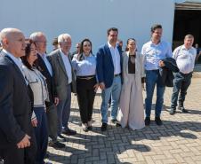 Ratinho Junior recebe Troféu Ocepar por contribuição ao cooperativismo paranaense