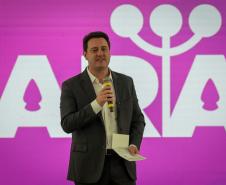 Estado lança programa Paraná Amigo da Pessoa Idosa e oficializa Bolsa Cuidador