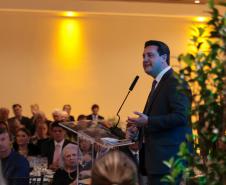 Governador Ratinho Junior recebe Troféu Guerreiro do Movimento Pró-Paraná