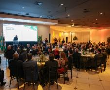 Governador Ratinho Junior recebe Troféu Guerreiro do Movimento Pró-Paraná