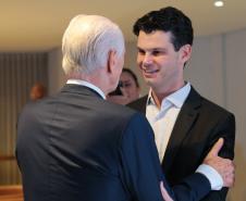 Governador Ratinho Junior recebe Troféu Guerreiro do Movimento Pró-Paraná