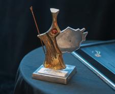 Governador Ratinho Junior recebe Troféu Guerreiro do Movimento Pró-Paraná