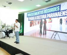 Estado entrega instrumentos musicais a 90 cidades e libera R$ 100 milhões para a cultura