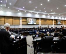 Ex-procuradora-geral do Estado toma posse como desembargadora no TJPR