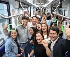 Primeiro na América do Sul: Bonde Urbano Digital começa a operar entre Pinhais e Piraquara