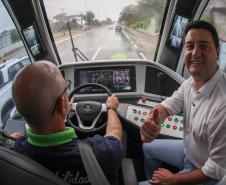 Primeiro na América do Sul: Bonde Urbano Digital começa a operar entre Pinhais e Piraquara