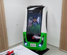 População se surpreende com tecnologia e aprova primeira viagem do Bonde Urbano Digital