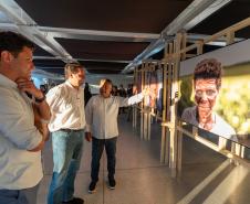 Governador participa de abertura da mostra fotográfica “Instante do Olhar”, no MON