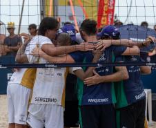 Desafio do Vôlei: campeões olímpicos levantam a torcida na Arena de Caiobá