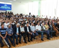 Ratinho Junior lança programas que levam energia mais potente e conectividade às propriedades rurais