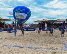Desafio do Vôlei: campeões olímpicos levantam a torcida na Arena de Caiobá