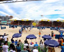 Desafio do Vôlei: campeões olímpicos levantam a torcida na Arena de Caiobá