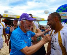 Desafio do Vôlei: campeões olímpicos levantam a torcida na Arena de Caiobá