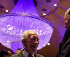 Piana participa da posse do novo presidente da Associação Comercial do Paraná