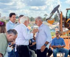 Primeiro da cidade: Estado assina ordem de serviço para construção do Hospital de Imbituva