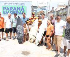 Estado inicia obras de escola de surfe para atender mais de 600 crianças no Litoral