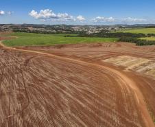 Estado libera R$ 49,9 milhões para pavimentar ruas urbanas e estradas rurais de Roncador