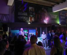 A lei 22.703/2025 foi sancionada em outubro do ano passado pelo Governo do Paraná. Ela inseriu no Calendário Oficial de Eventos do Estado do Paraná a data de 5 de fevereiro alusiva ao aniversário da inauguração da Estrada de Ferro Paranaguá – Curitiba.