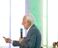 Paraná lança Cadastro do Cuidador e reforça cooperação em políticas para pessoa idosa