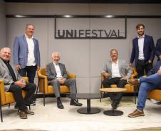 A UniFestval foi organizada em escolas temáticas, alinhadas aos pilares estratégicos do negócio, entre elas Escola do Encantamento, Escola do Varejo do Futuro, Escola do Crescimento, Escola da Qualidade e ESG, Escola do Cuidado, Escola do Acolhimento e Escola + Festval. 