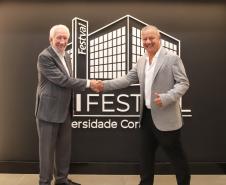 A UniFestval foi organizada em escolas temáticas, alinhadas aos pilares estratégicos do negócio, entre elas Escola do Encantamento, Escola do Varejo do Futuro, Escola do Crescimento, Escola da Qualidade e ESG, Escola do Cuidado, Escola do Acolhimento e Escola + Festval. 