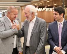 A UniFestval foi organizada em escolas temáticas, alinhadas aos pilares estratégicos do negócio, entre elas Escola do Encantamento, Escola do Varejo do Futuro, Escola do Crescimento, Escola da Qualidade e ESG, Escola do Cuidado, Escola do Acolhimento e Escola + Festval. 