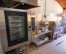 Ilha das Cobras é revitalizada e passa a abrigar a Escola do Mar no Litoral